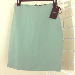Pencil skirt, fits like a Small